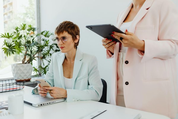 What Are the Unseen Legal Pitfalls in UK Business Ventures?